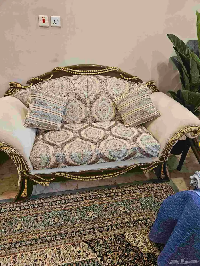 كنب خمسة قطع بيج 0