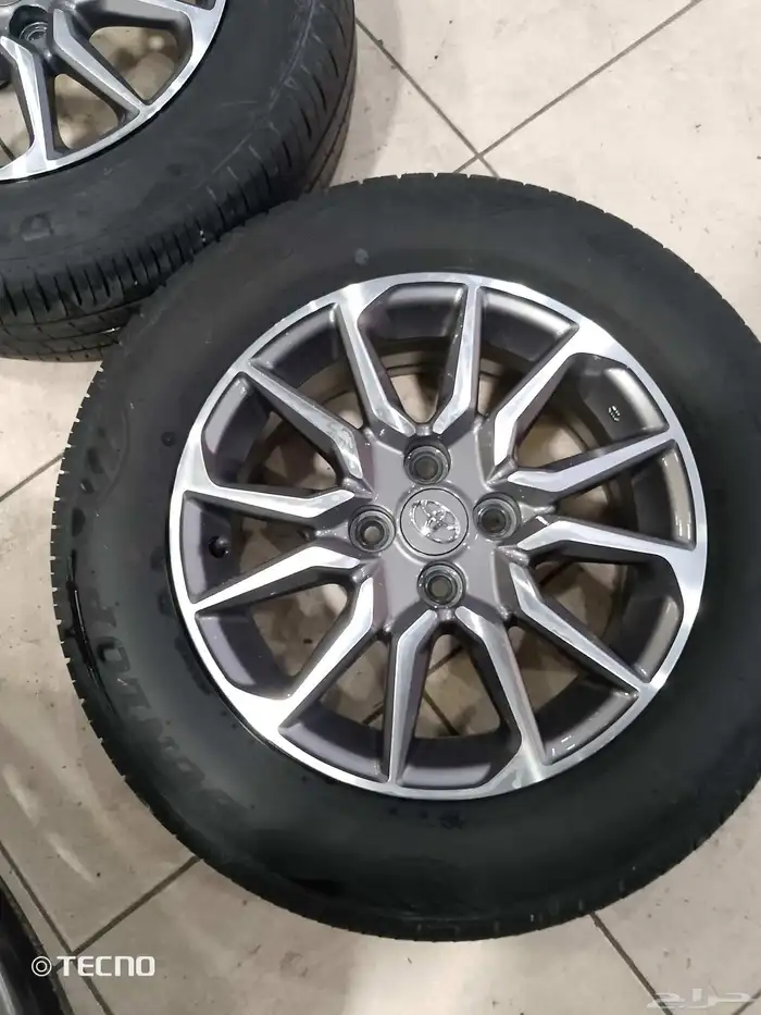 طقم جنوط يارس أصلي وكاله مقاس 15 معى كفرات دلوب 2