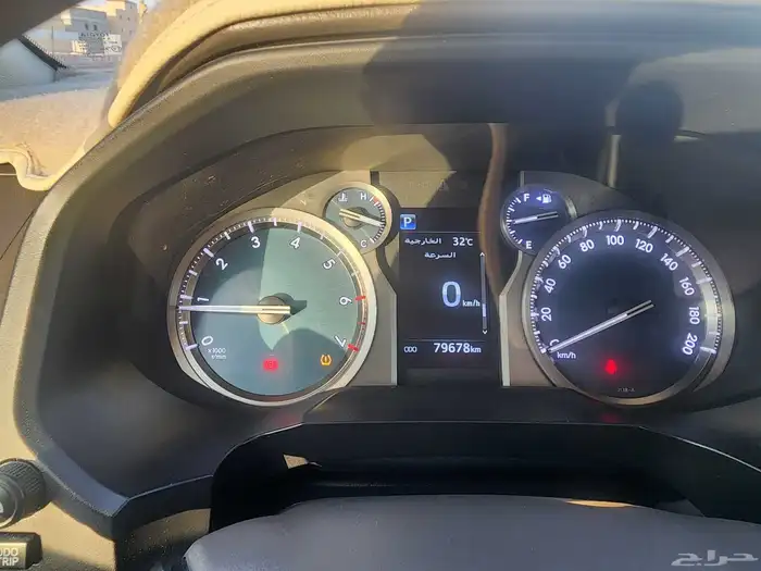 سياره البرادو موديل 2018 فل كامل 8