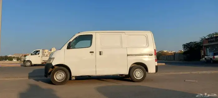 فان دايهاتسو موديل 2015 الايجار شهري و اسبوعي 1