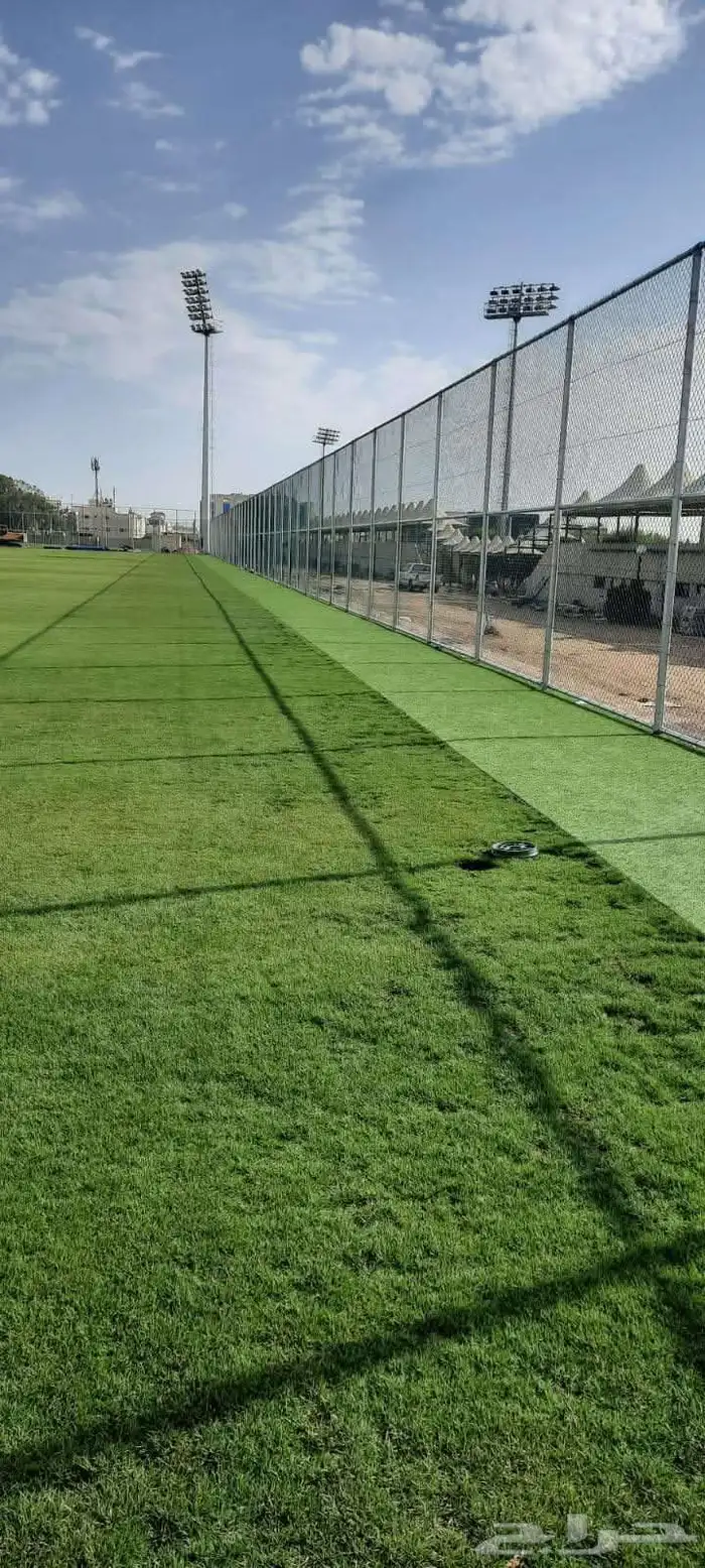 تسوير المزارع والأراضي البيضاء وتركيب شبوك الملاعب 1