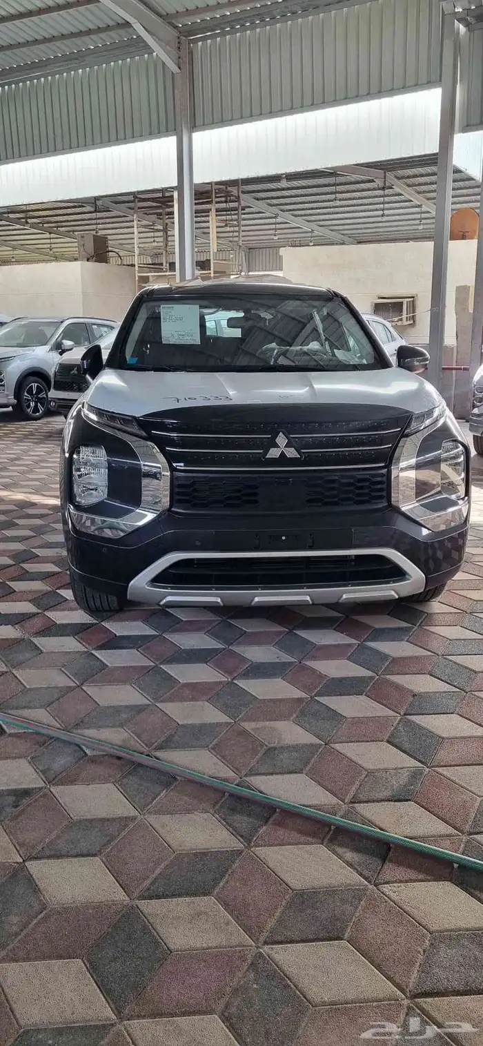 ميتسوبيشي اوتلاندر 2025نص فل 0