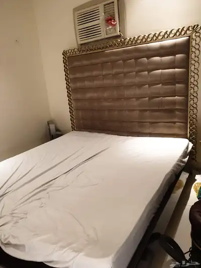 للبيع سرير مستخدم من ستي دبليو ضمان مدى الحياة 0