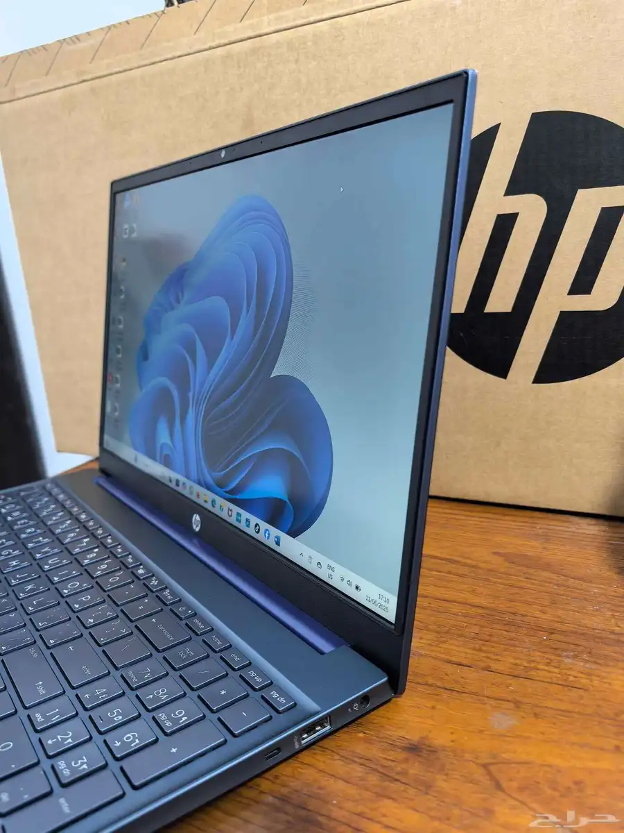 I want sell my Hp Pavilion Laptop   Me buy few days ago full 2