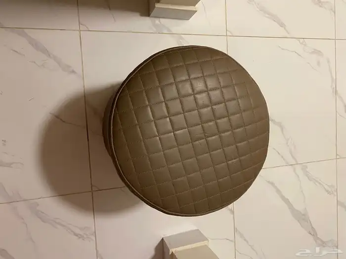 للبيع غرفة نوم من مفروشات العبداللطيف 7