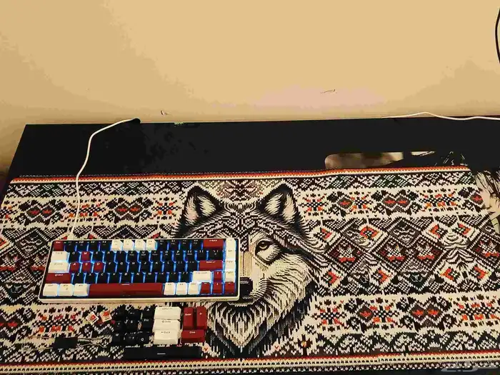 كيبورد سوتش احمر وماوس باد حجم كبير 0