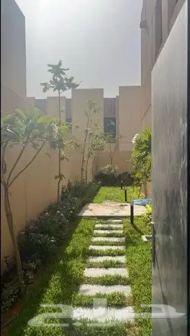 تنسيق الحدائق وتركيب جميع شبكات الري نحن على استعداد تام لتر 15