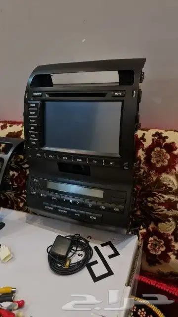وكالة تويوتا لاندكروزر 2011 4