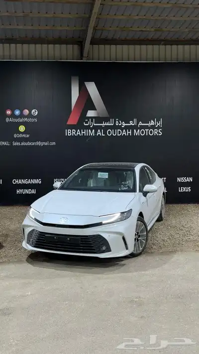 تويوتا كامري LE هايبرد 2025 بسعر منافس جدا 8
