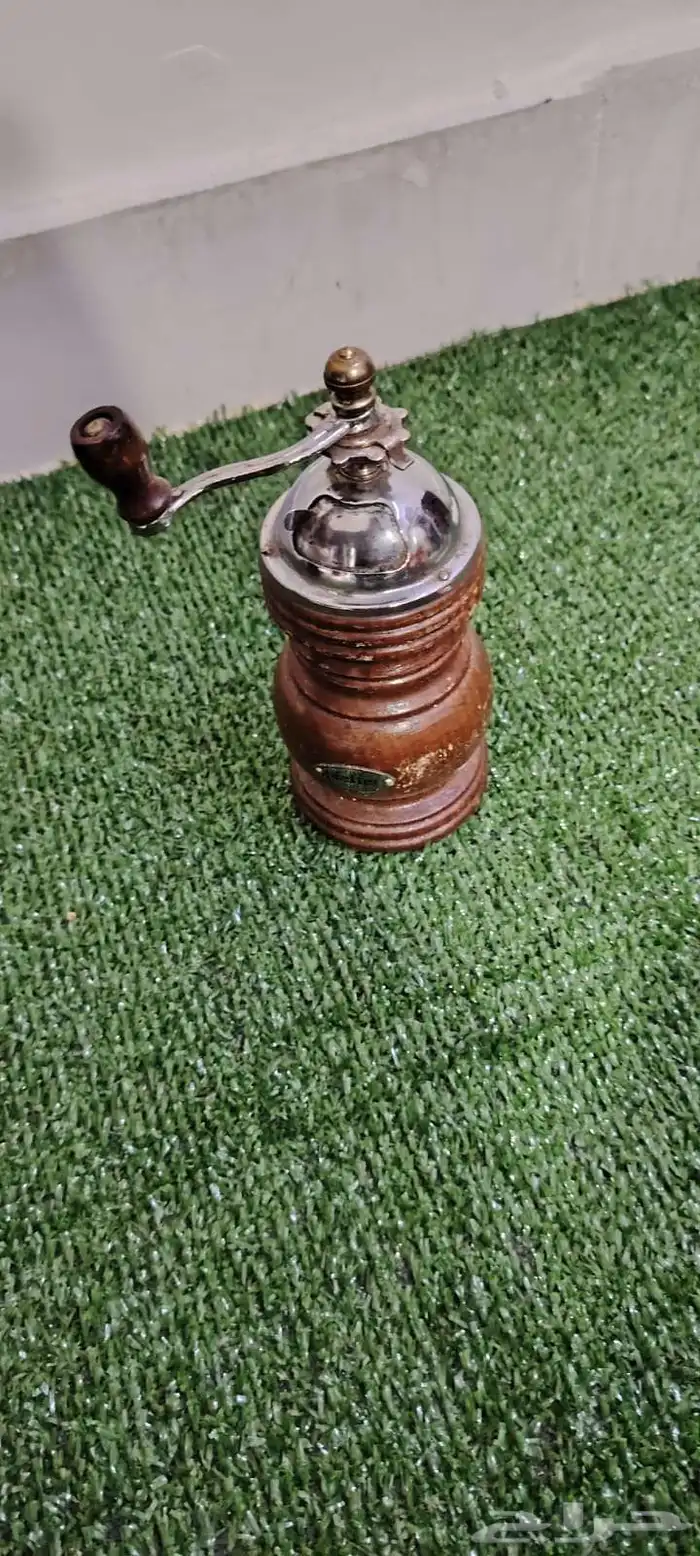 مطحنه قهوه وبهارات تراثيه صناعة اوروبيه 14