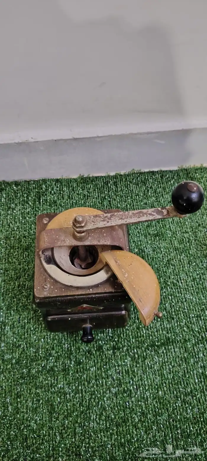 مطحنه قهوه وبهارات تراثيه صناعة اوروبيه 7