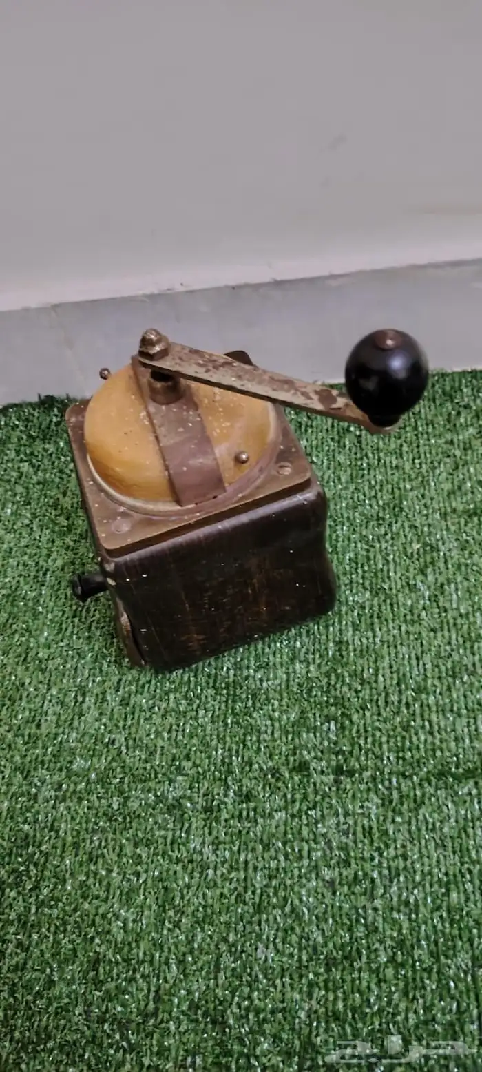 مطحنه قهوه وبهارات تراثيه صناعة اوروبيه 11