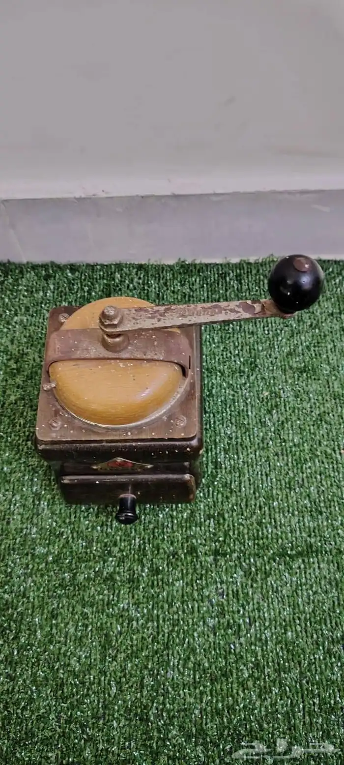 مطحنه قهوه وبهارات تراثيه صناعة اوروبيه 5