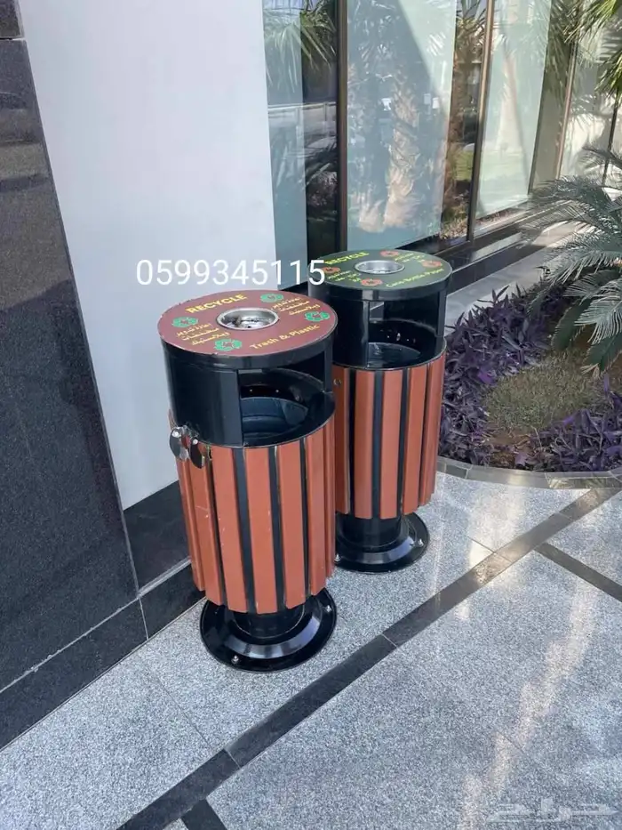 سلة المهملات المعدنية للاستخدام الخارجي سلة المهملات 20