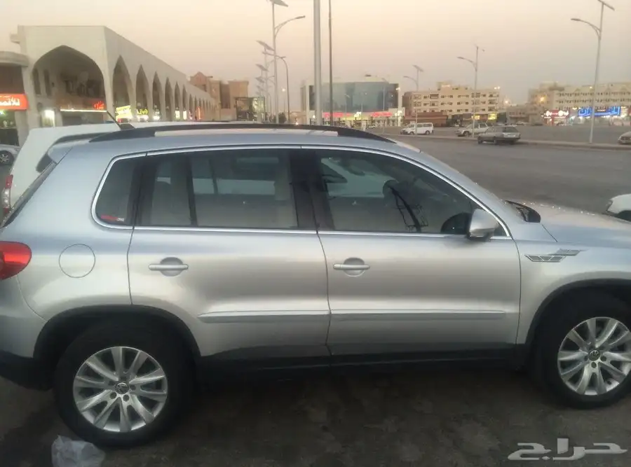 FOR SALE Volkswagen Tiguan Sports-line Turbo (2009) 1