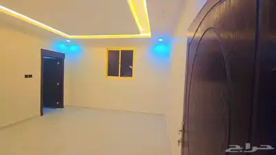 فلة للبيع في طويق 9