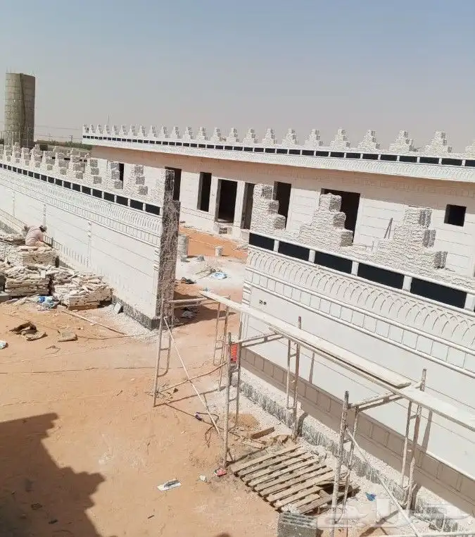 ديكورات خارجيه ليسه ملونه 1
