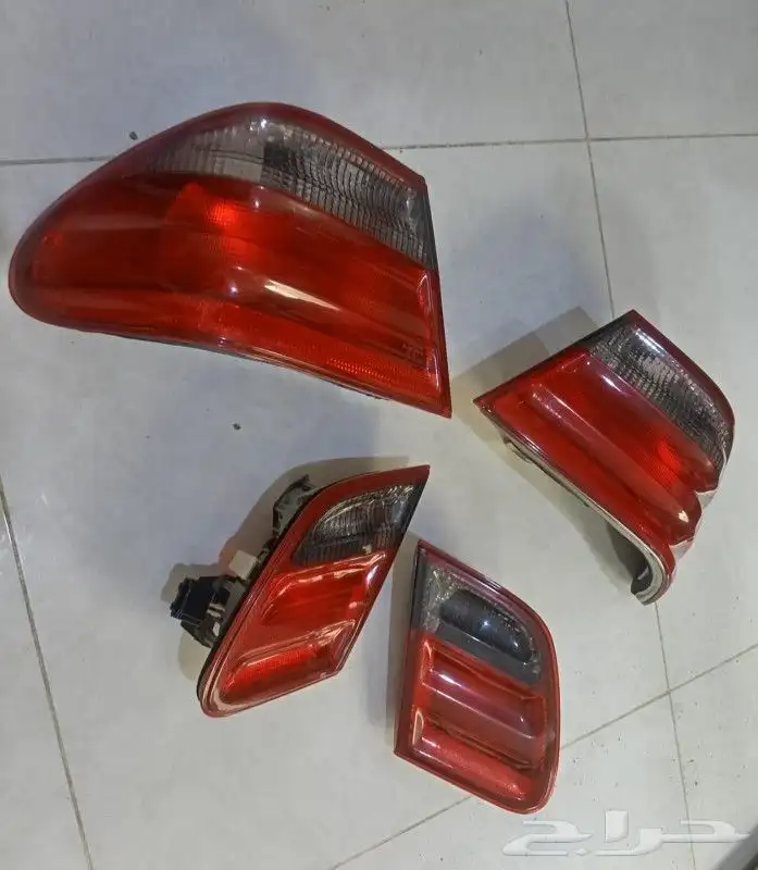 للبيع إصطبات مكحله ابو عيون W210 1