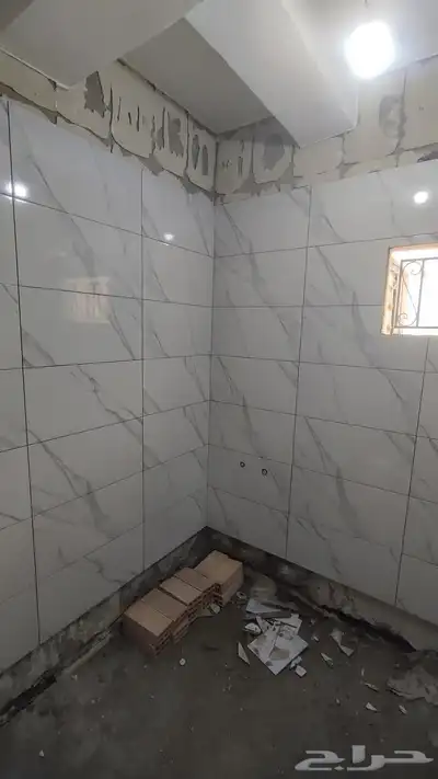 مبلط سراميك ورخام 1