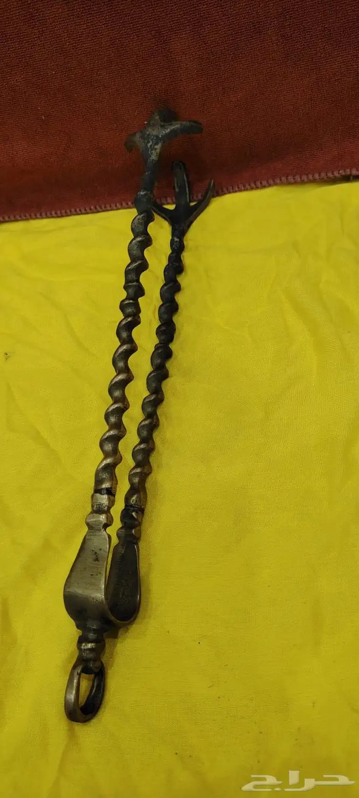 ملقاط نحاس تراثي تقيل صناعة اوروبيه 0