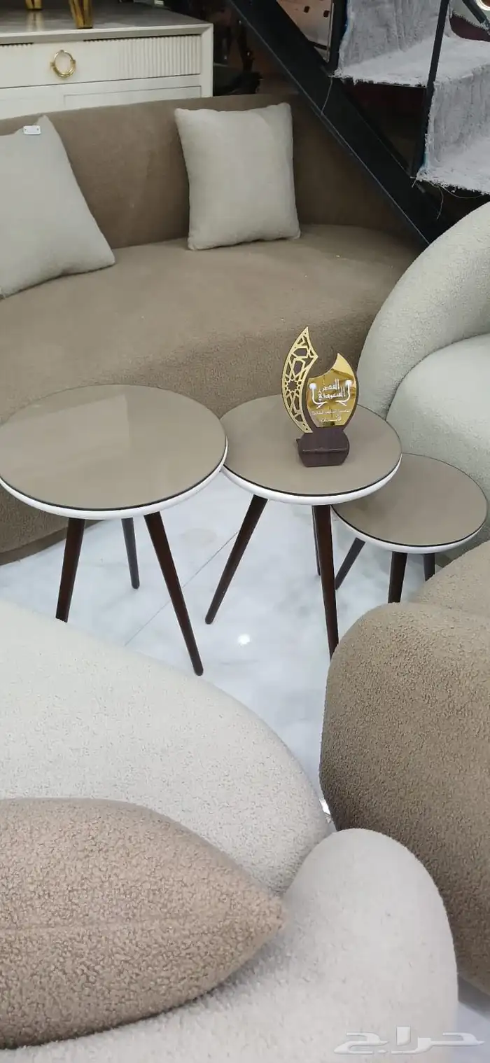 غرف نوم و مجالس فخمة وتفصيل للبيع بسعر مغري 6