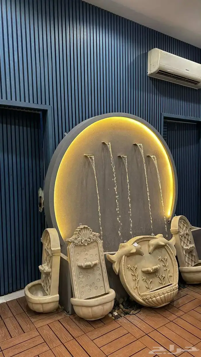 نوافير وشلالات للبيع داخل معرض عالم رست للديكور 4