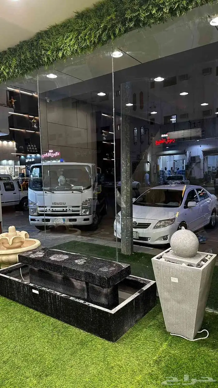 نوافير وشلالات للبيع داخل معرض عالم رست للديكور 6