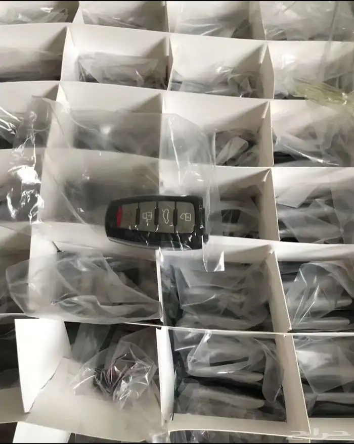 محل مفاتيح فتح سيارات برمجة جميع انواع السيارات ضايع او سبير 5