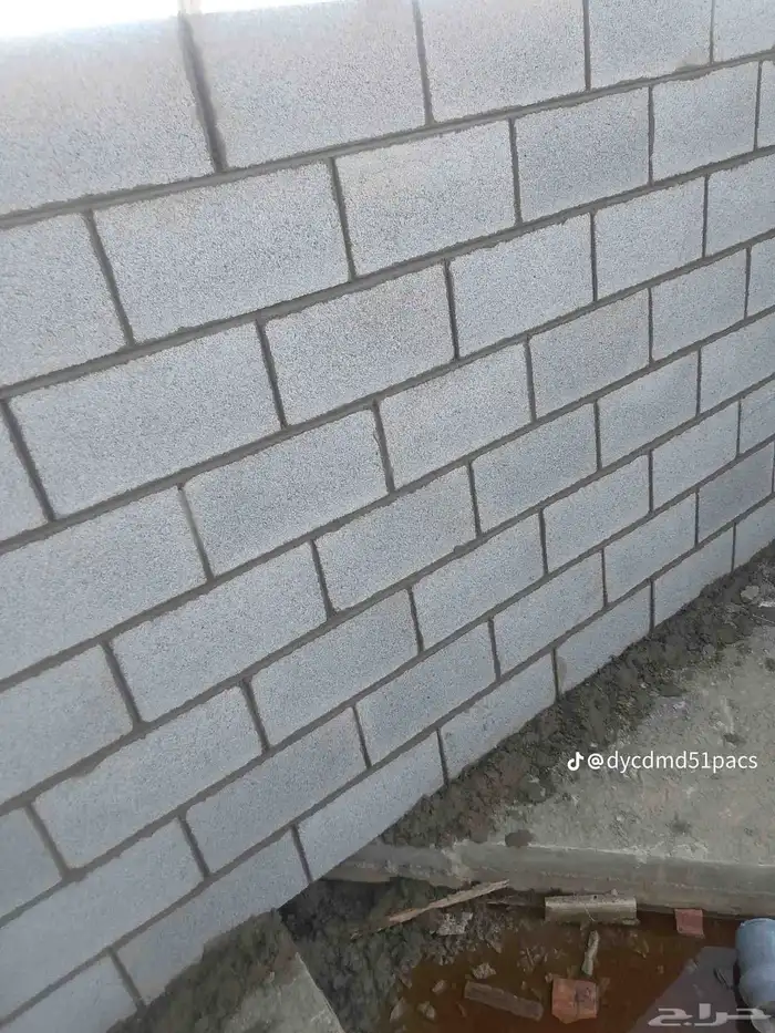 معلم بناء مليس 0