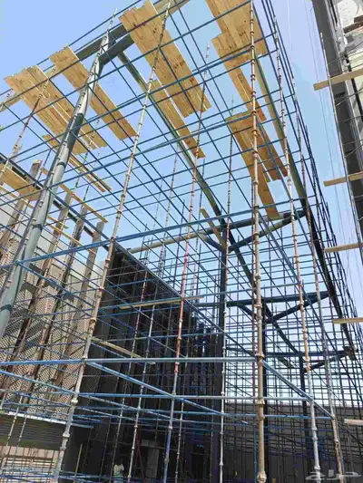 سقالات وشدات معدنيه 0