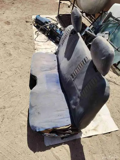 قطع داتسون مديل 85 غماره مرتبه وطبلون وقزازه خلفيه وجلدهامام 15