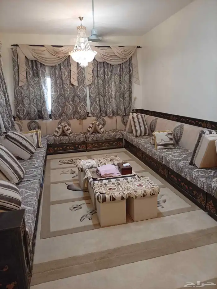 شركة تنظيف منازل فلل شقق خزانات مجلس سجاد موكيت 2