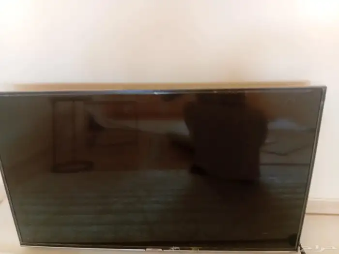 بشت للبيع مشلح للبيع بشت استخدام مرة وحدة لبسته وقت الزواج 0