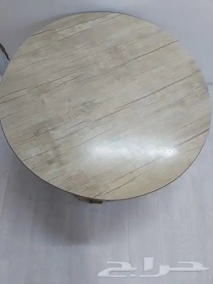 طاولة للبيع 0