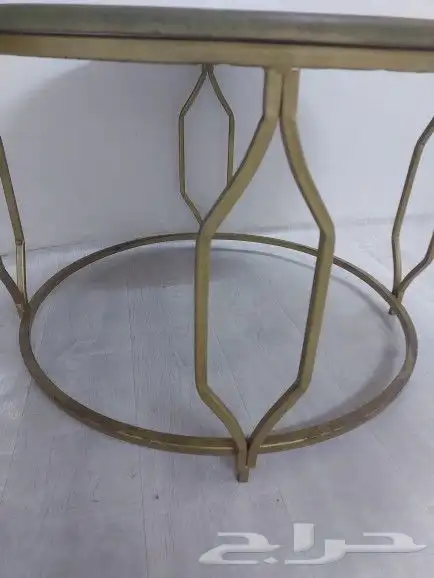 طاولة للبيع 1