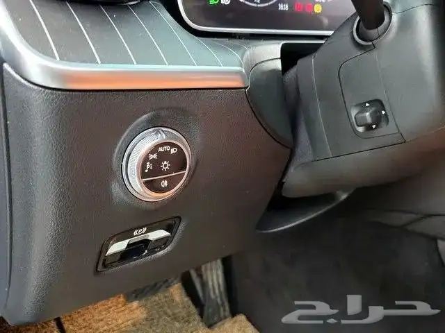 مرسيدس بنز C300 2024 14