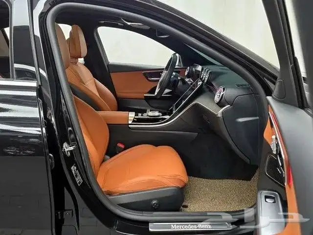 مرسيدس بنز C300 2024 8