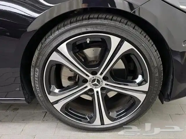 مرسيدس بنز C300 2024 2