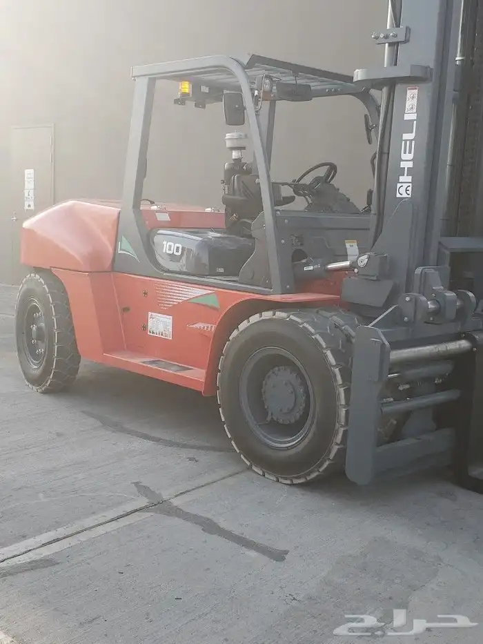 فركلفت شيزر لفت مان لفت جميع المقاسات متوفره للايجار يومي وش 5