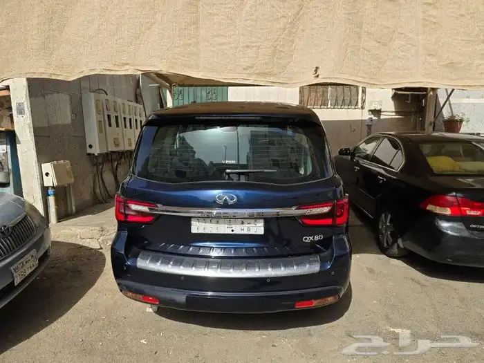 انفنتي 2018فل كامل شبه جديده على الشرط صيانة الشركه 32