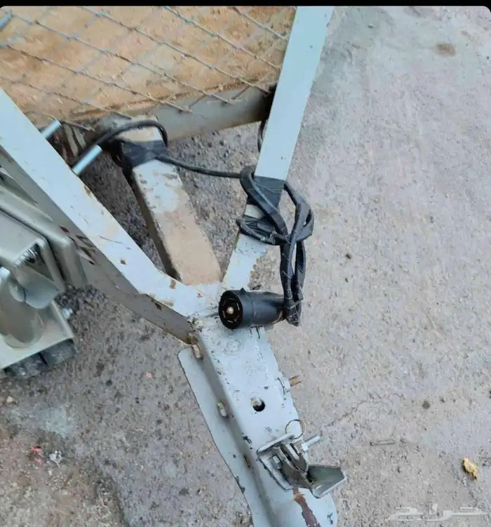 للبيع قلص اوعربه سحب مقاس 2م طول عرض 125 2