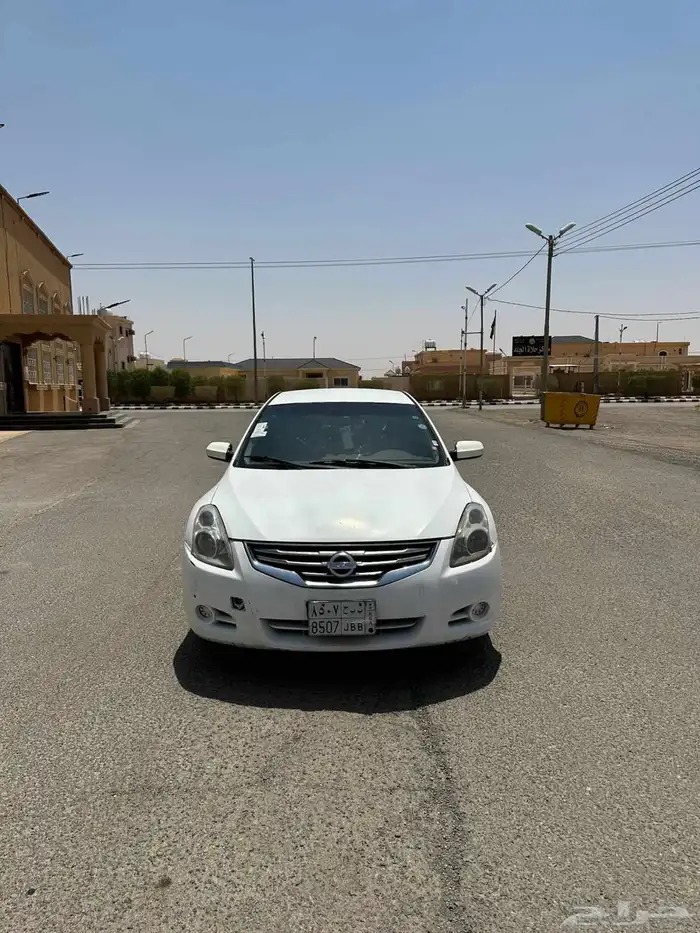 نيسان التيما 2010 3