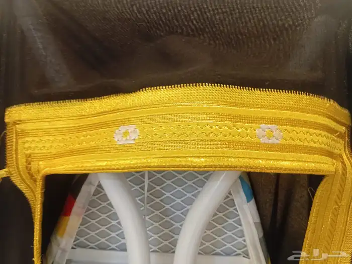 بشت للبيع مشلح للبيع بشت استخدام مرة وحدة لبسته وقت الزواج 3