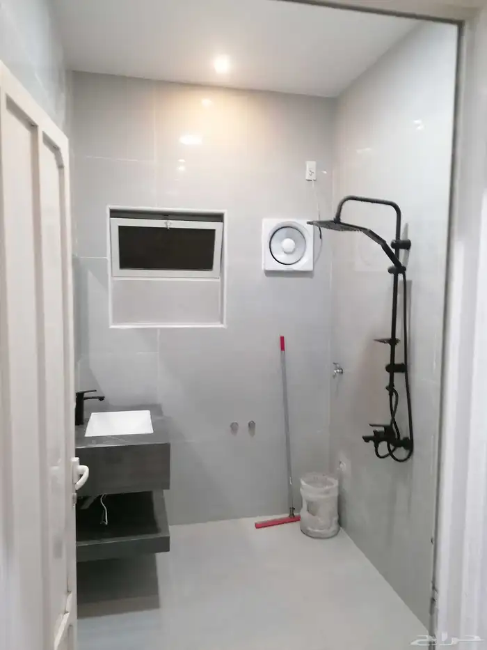 ترميم منازل وسترحات وبنيان وسرميك ولايسه في خدمتكم 4