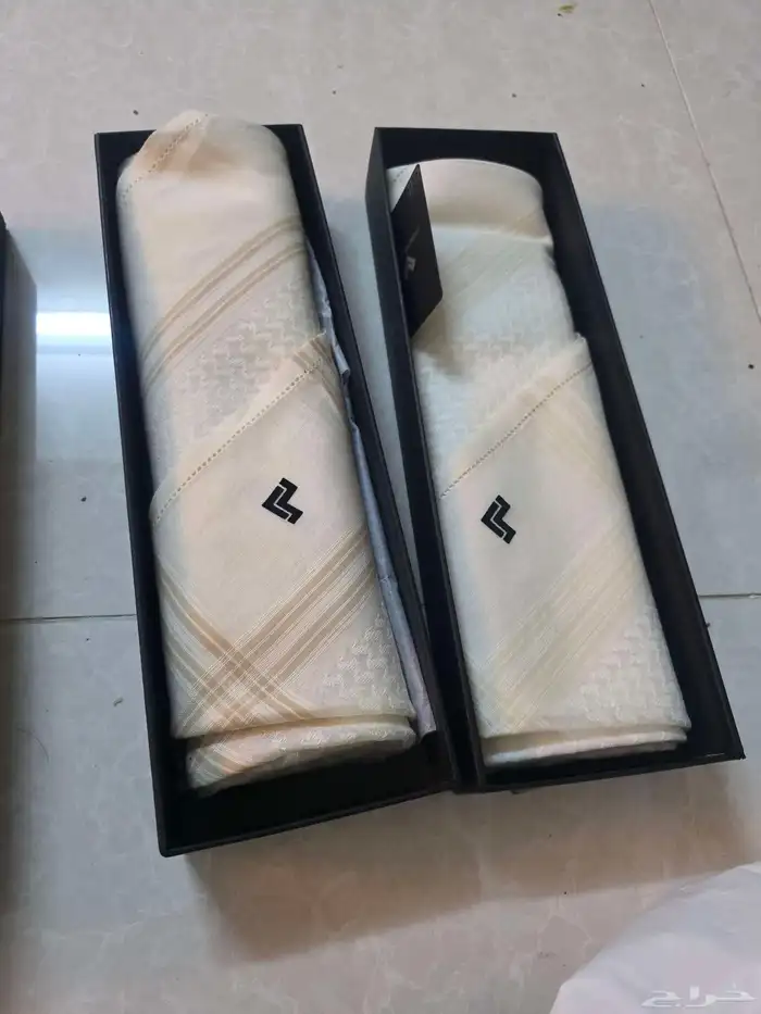 اشمغة ماريو فالنتينو ا وتيسوتي وشماغ البسام قديم 4