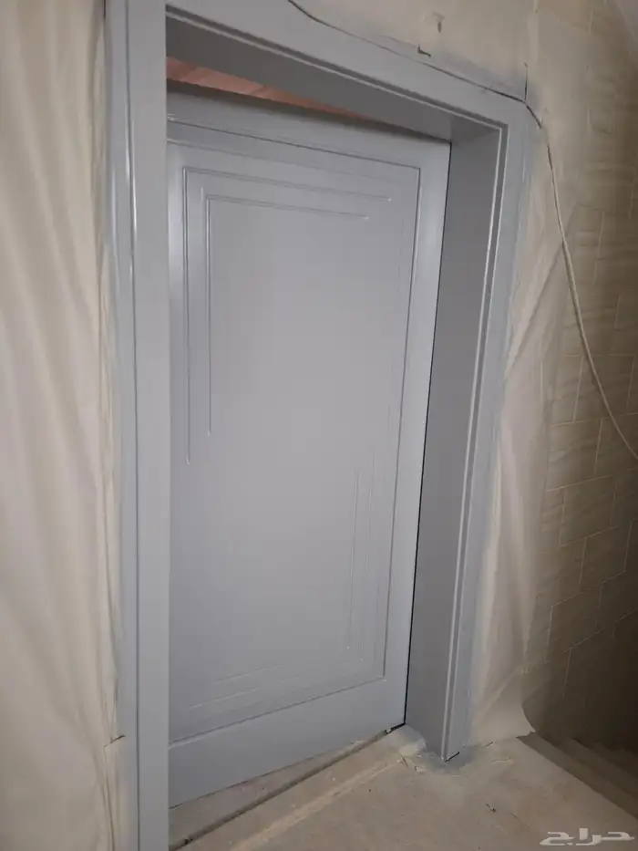 معلم متخصص في دهان الأبواب وغرف النوم بمكه 2