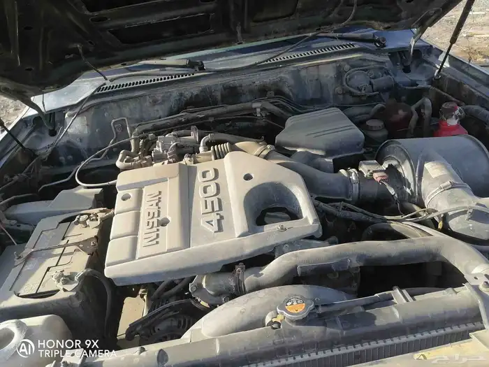 نيسان باترول موديل 99 تشليح قطع غيار فقط 3