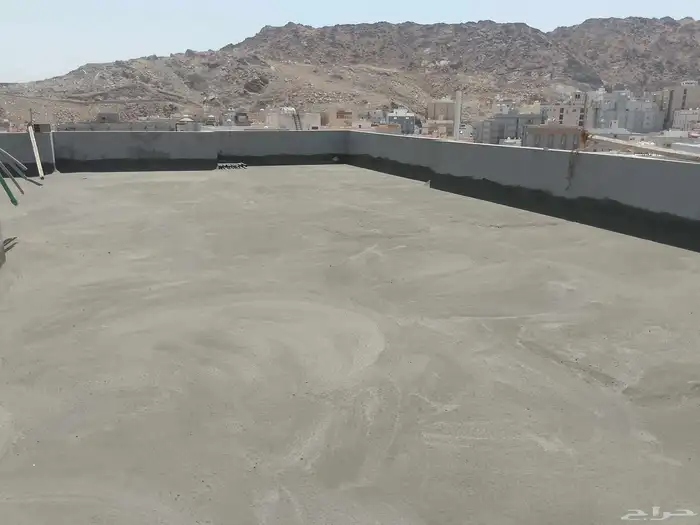 تنفيذ عازل اسمنتي للسطوح 0