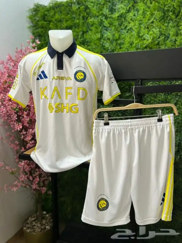 طقم نادي النصر خامه قماش ممتاز طباعه اسم حسب طلب 0