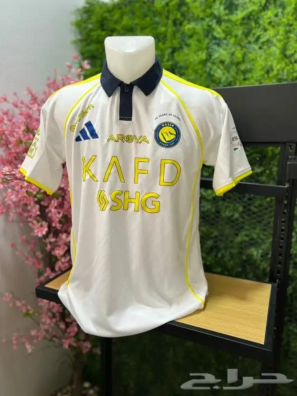 طقم نادي النصر خامه قماش ممتاز طباعه اسم حسب طلب 1